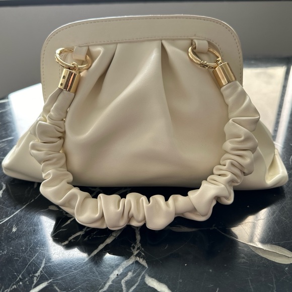 Ego x Molly Mae handheld mini bag with ruched handle in white from ASOS. - Picture 5 of 5